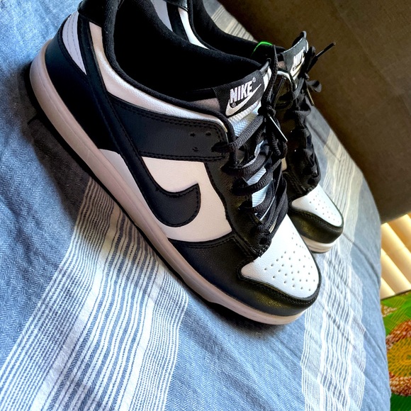 Nike Dunk “Panda” (Black/White) 8.5W - Picture 3 of 3